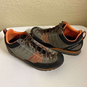 Scarpa Crux hiking shoes size 9 orange and gray